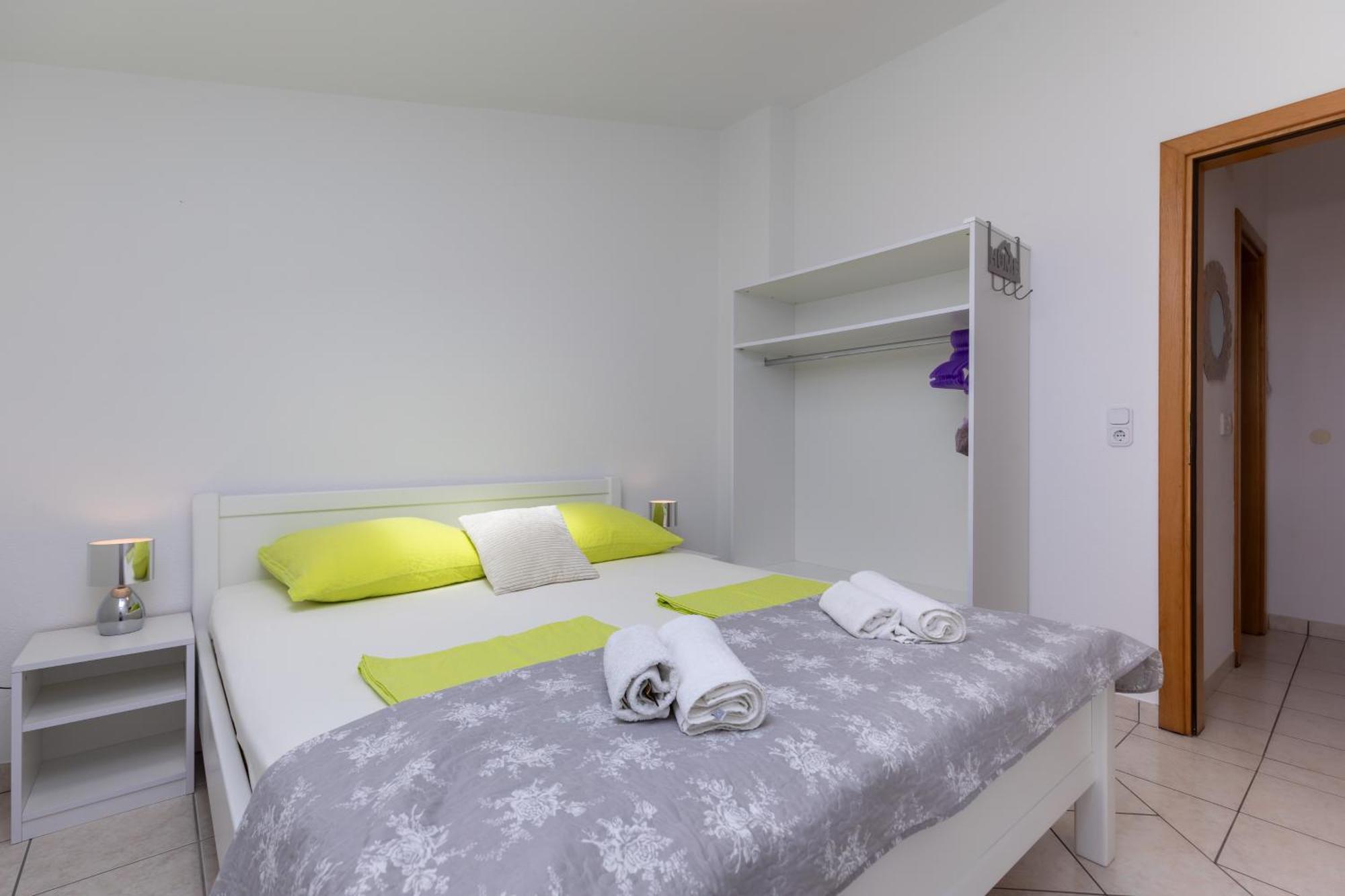 Apartments Lidija Matosevic Porec Esterno foto