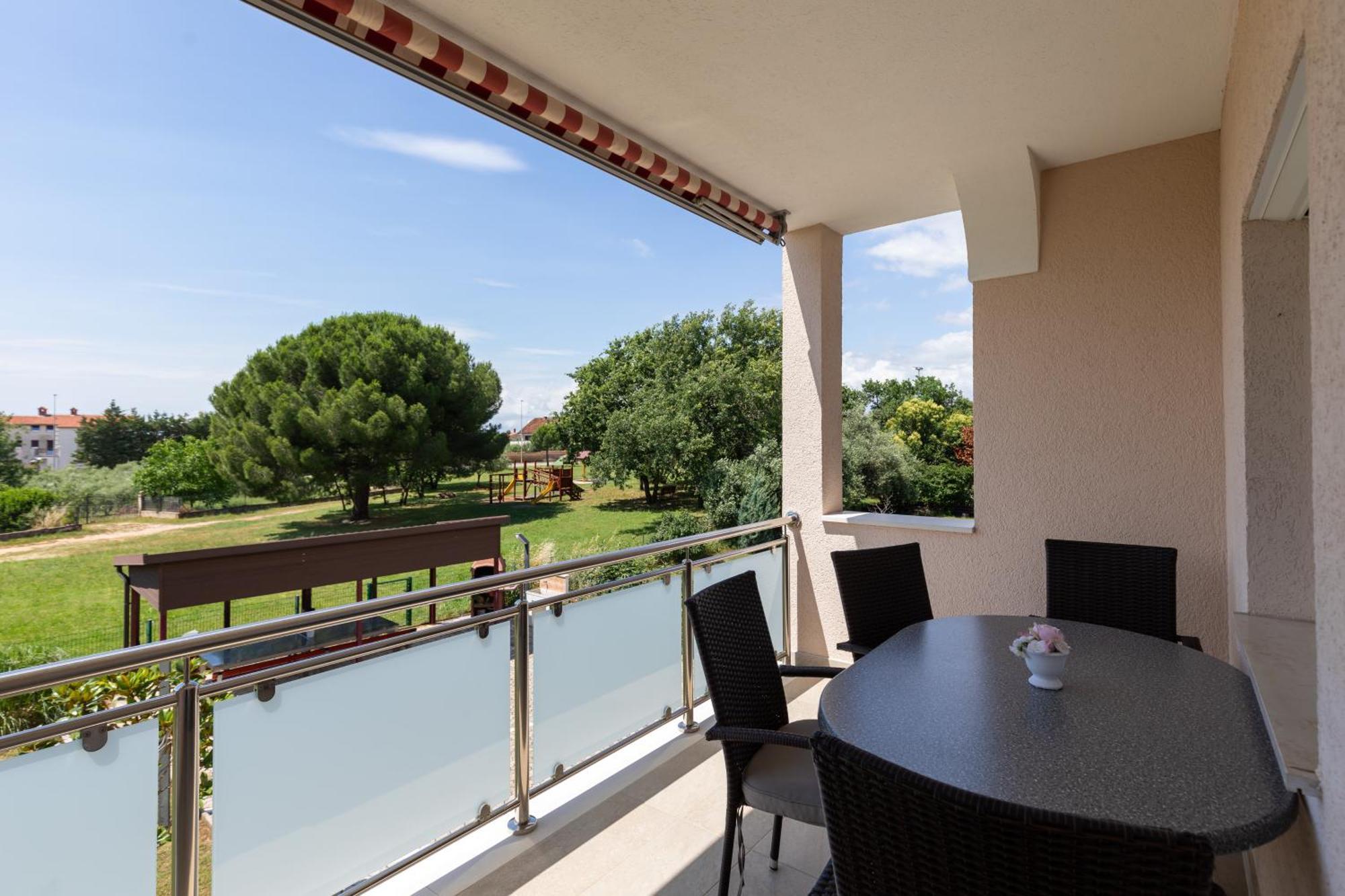 Apartments Lidija Matosevic Porec Esterno foto