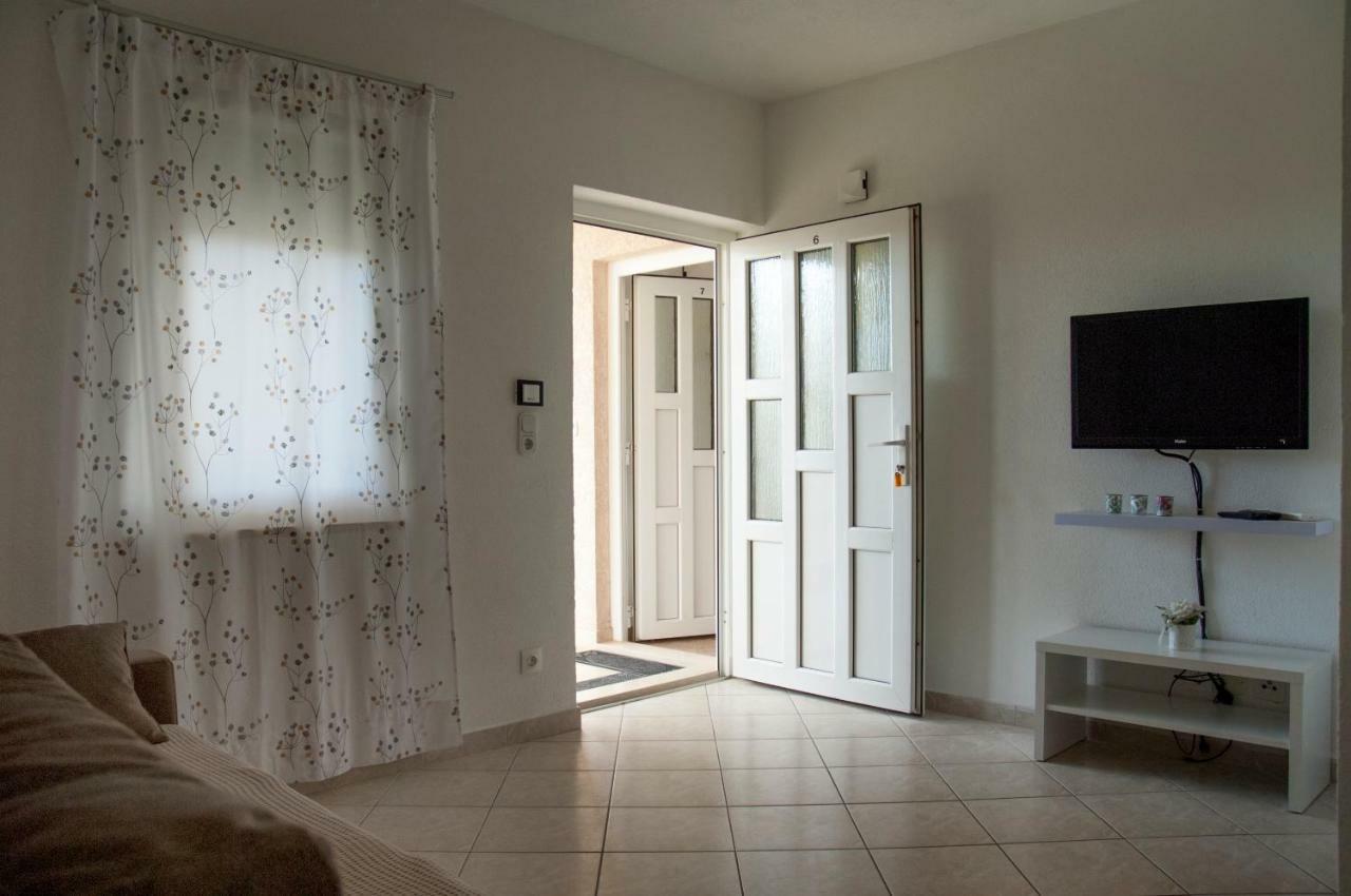 Apartments Lidija Matosevic Porec Esterno foto