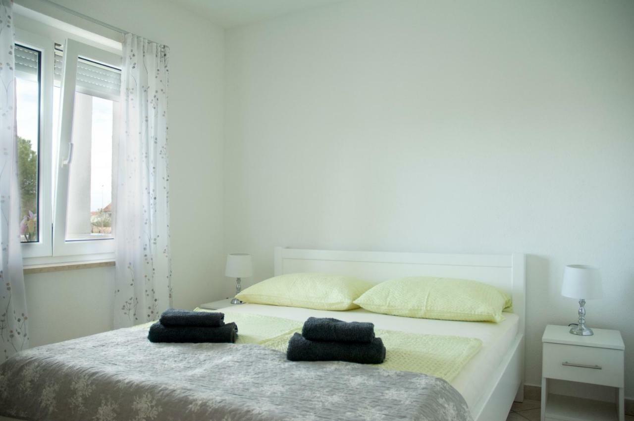 Apartments Lidija Matosevic Porec Esterno foto